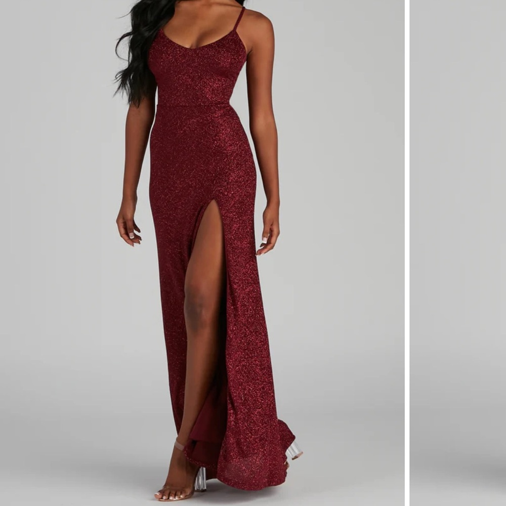 Windsor Sparkling Wine-Red Spaghetti Strap Gown